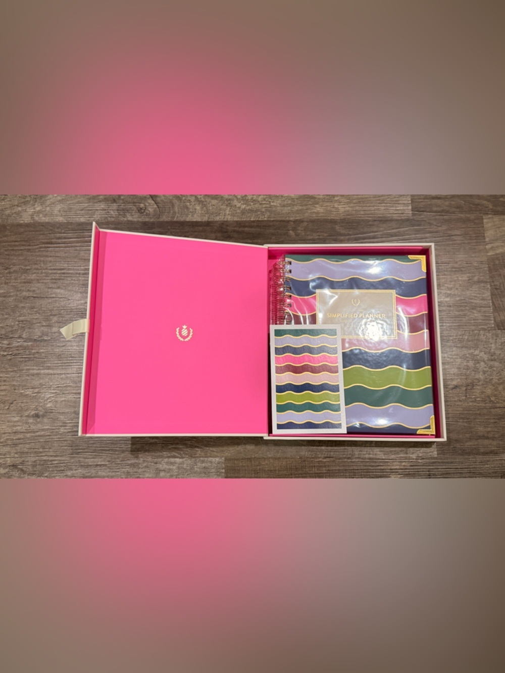 New the Simple Planner Hardback Planner - Picture 3 of 11